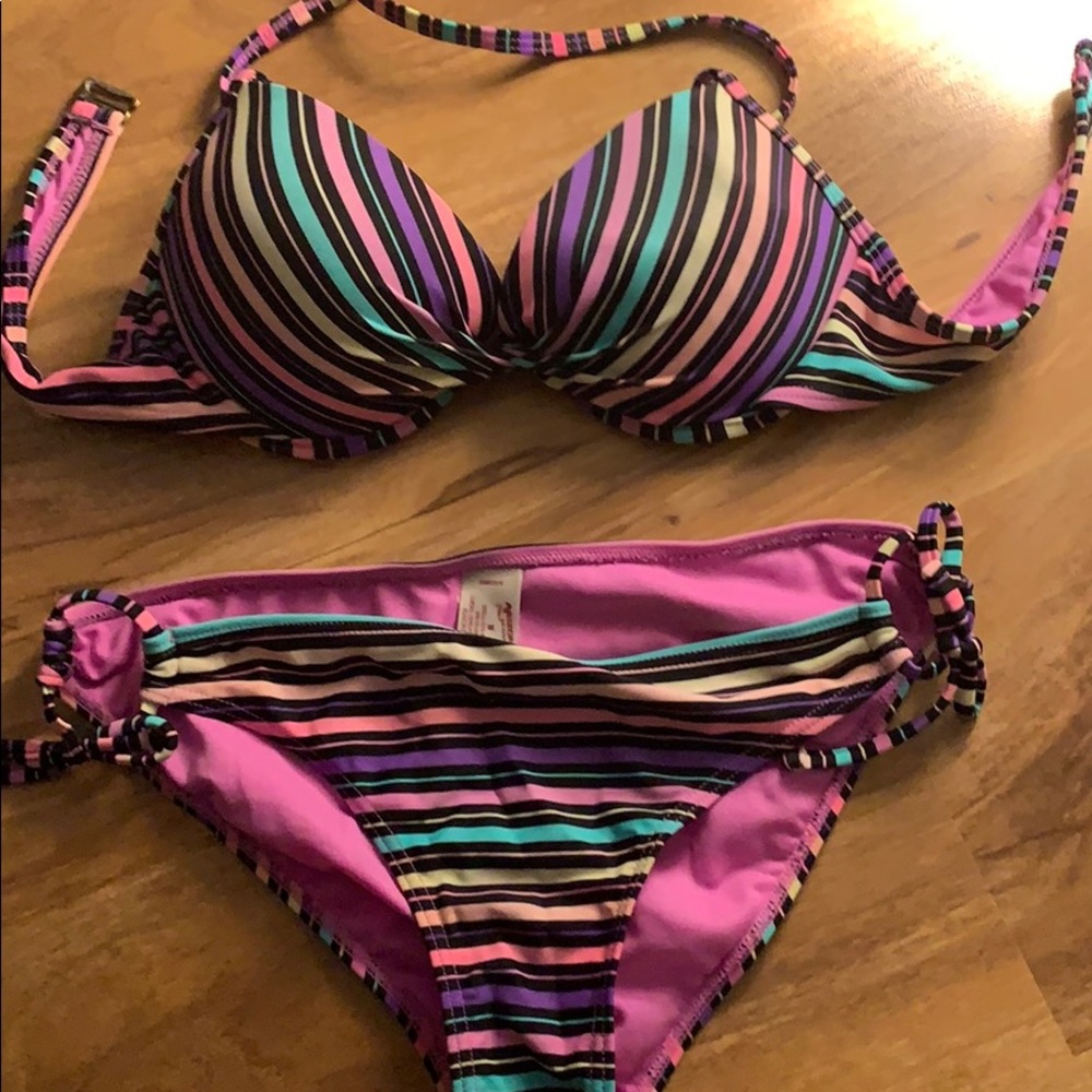 Arizona bikini.